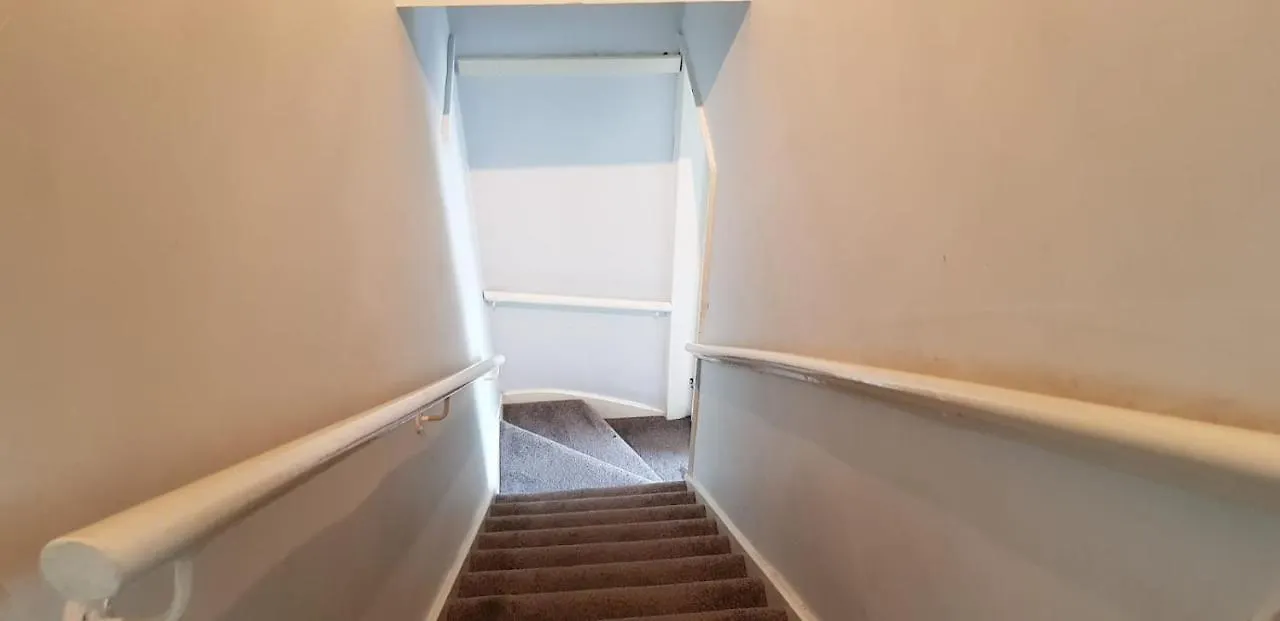 노팅엄 Matlock Street - Excellent House For Essential Workers And Contractors Parking Wifi 빌라 펜션
