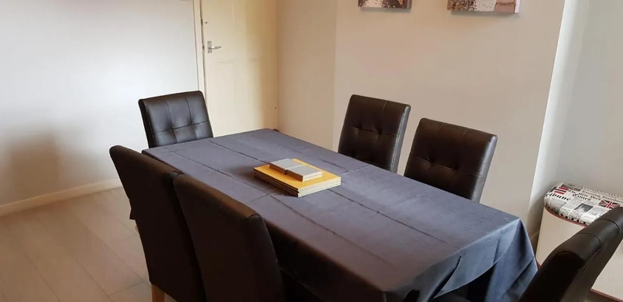 Matlock Street - Excellent House For Essential Workers And Contractors Parking Wifi Villa Nottingham Semesterbostad