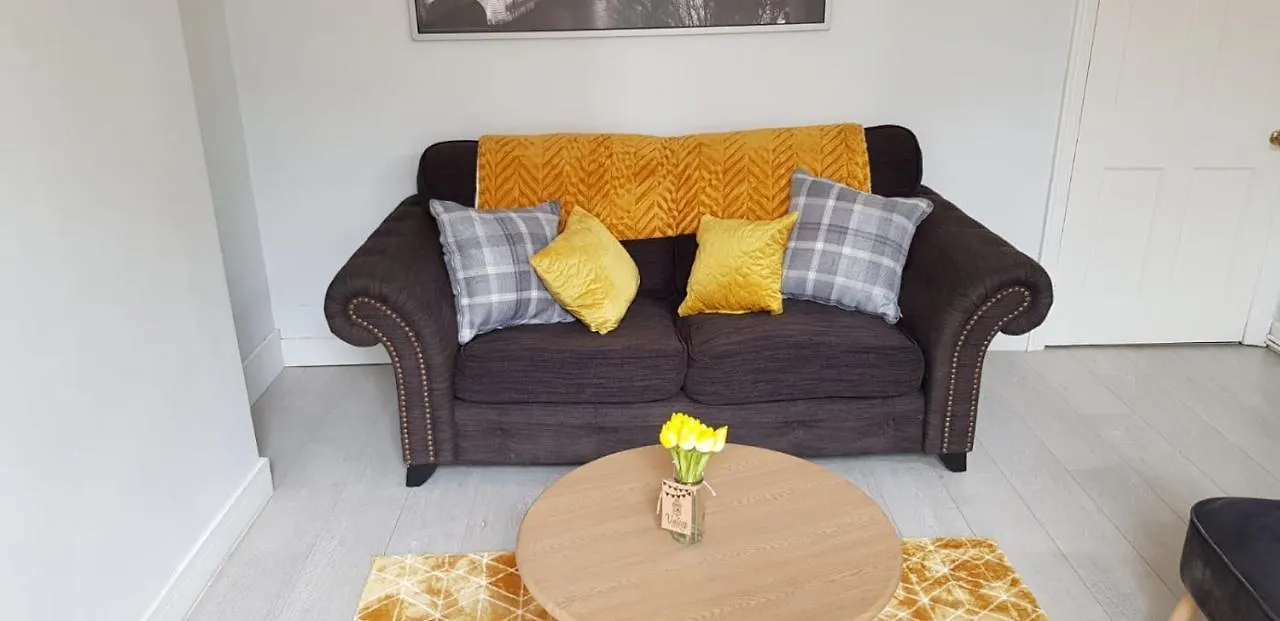 Matlock Street - Excellent House For Essential Workers And Contractors Parking Wifi Villa Nottingham Semesterbostad